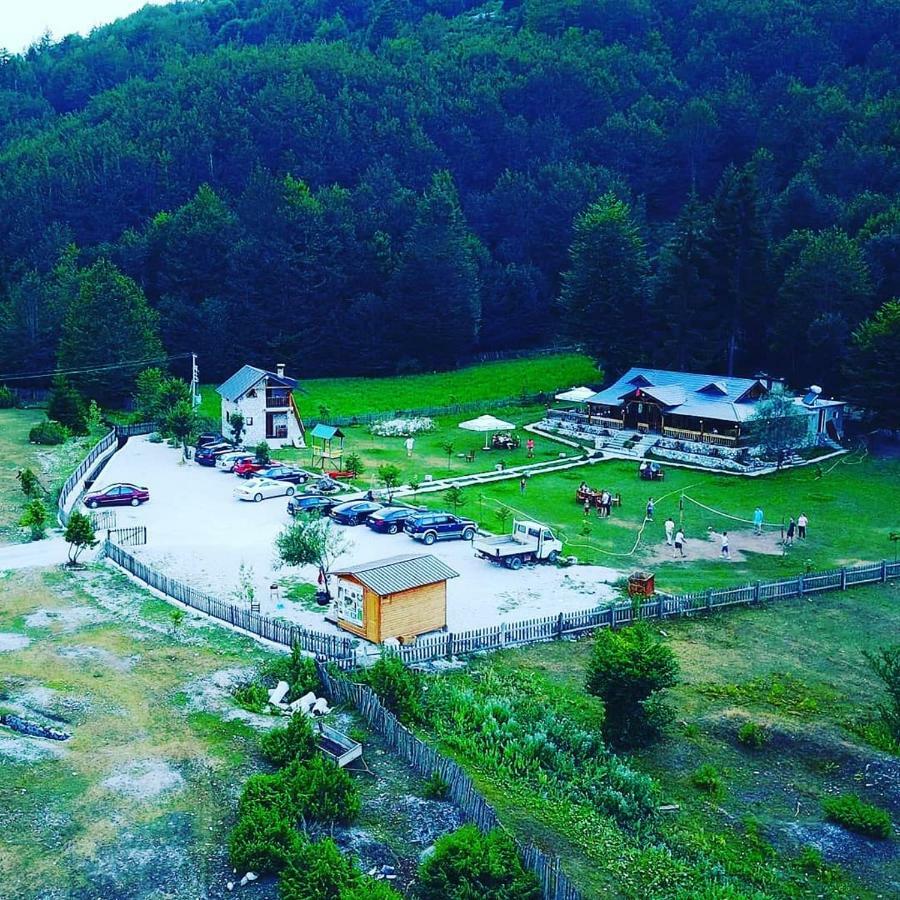 Krojet E Rrogamit Βαλμπόνα Εξωτερικό φωτογραφία